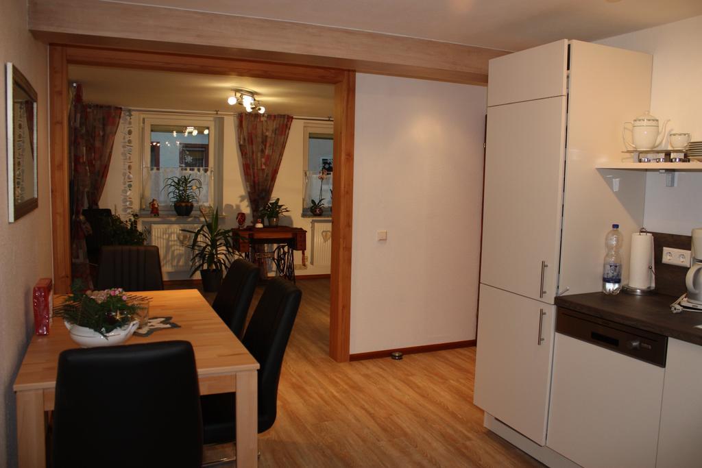 Ferienwohnung Fam. Hoehn Капел-Графенхаузен Екстериор снимка